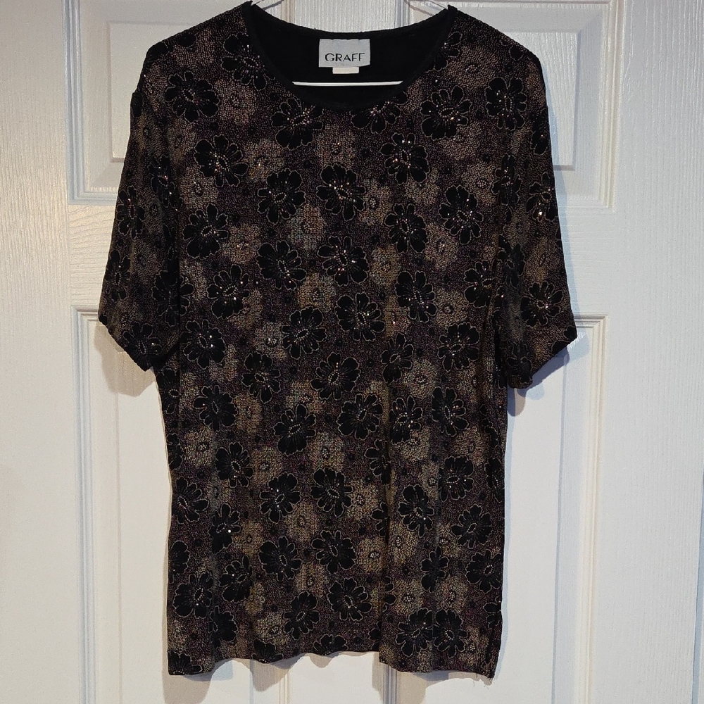 Graff Black and Gold Floral Women's Short Sleeve Top